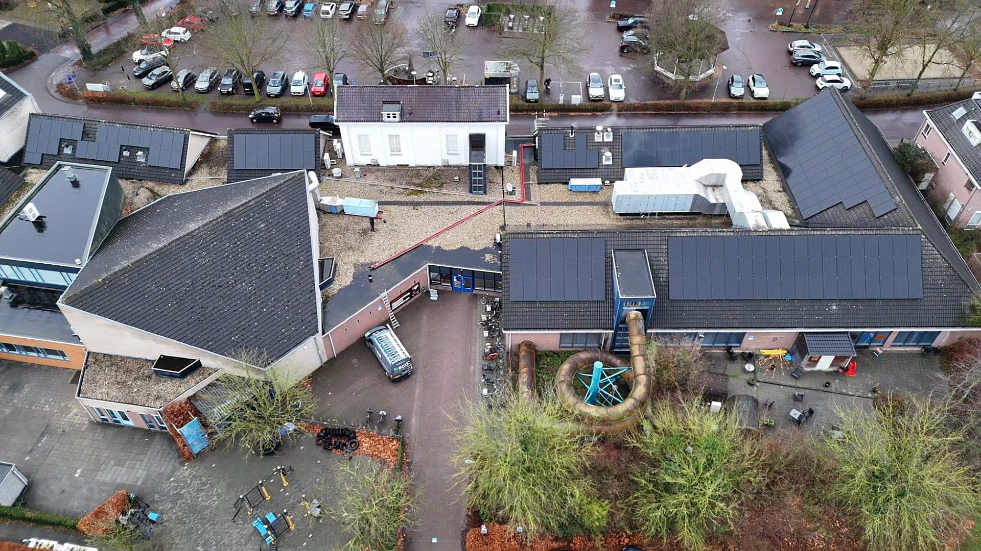 Duurzame energie-installatie bij De Brink zwembad in Zelhem